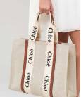 Сумка шоппер Chloe Large Woody Tote Bag
